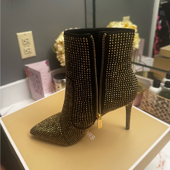 Michael Kors bootie - Picture 3 of 5